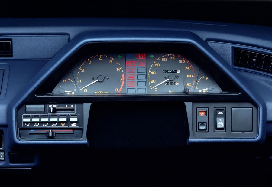 Панель приборов Honda Ballade Sports CR-X 1.3 1983 года  (фото 3 из 4)